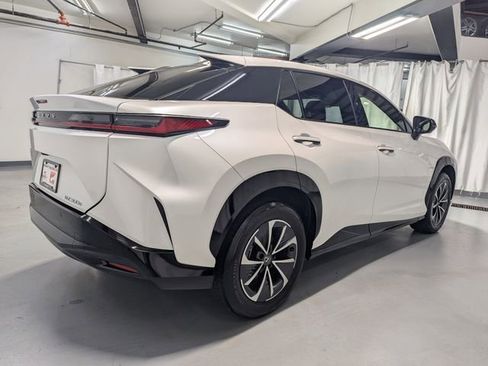 Used 2024 Lexus RZ 300e Premium w/ Accessory Package (Z1) image 3