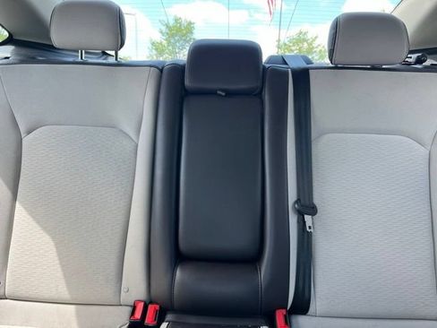 Used 2020 Ford Fusion SE w/ Equipment Group 151A FWD image 29