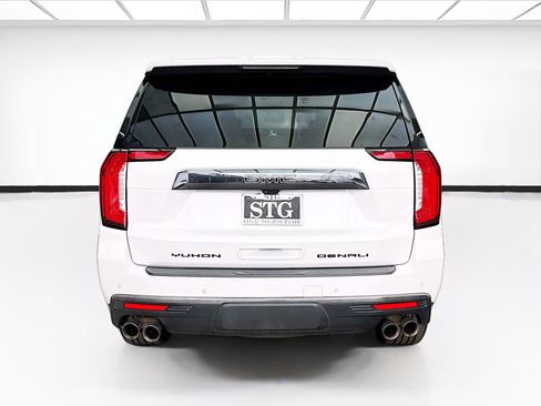 Used 2023 GMC Yukon Denali Ultimate AWD/4WD image 5