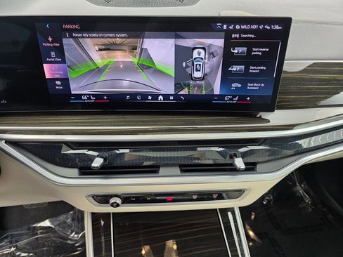 Used 2024 BMW X5 sDrive40i w/ Premium Package image 23