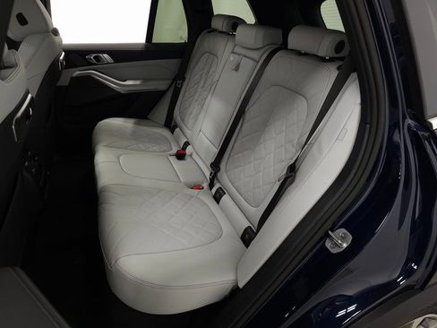 Used 2026 BMW X5 xDrive50e w/ Premium Package AWD/4WD image 32