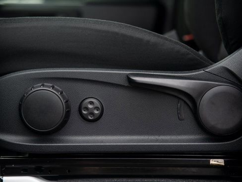 Used 2025 Mercedes-Benz Sprinter 4500 image 24