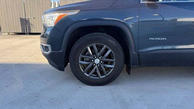 Used 2019 GMC Acadia SLT AWD/4WD image 6