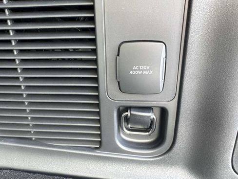 New 2026 Lincoln Navigator L Reserve AWD/4WD image 12
