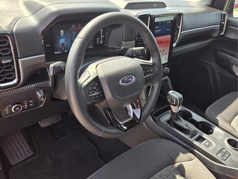 Used 2024 Ford Ranger XLT w/ Technology Package RWD image 11