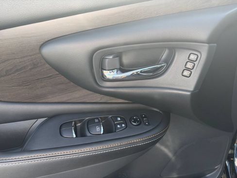 Used 2023 Nissan Murano Platinum AWD/4WD image 29