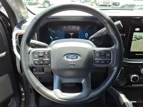 Used 2023 Ford F250 Lariat w/ Lariat Ultimate Package AWD/4WD image 20