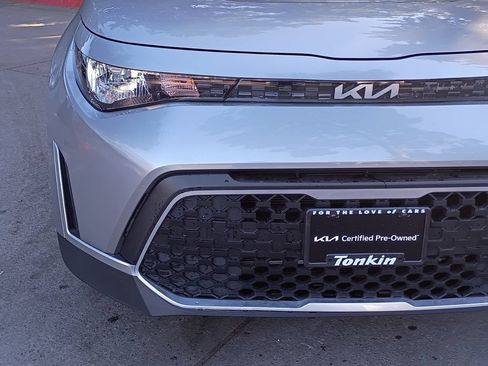 Used 2025 Kia Soul S FWD image 11