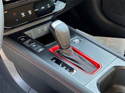 New 2026 Nissan Kicks SR image 27