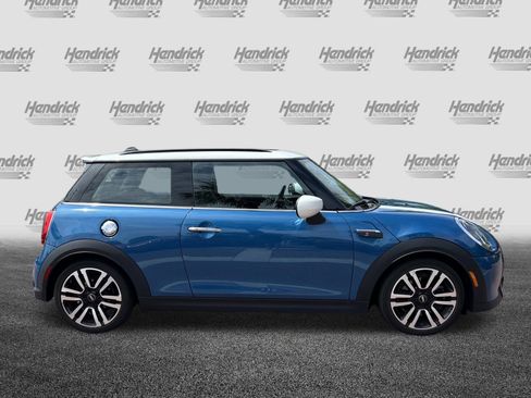 Used 2023 MINI Cooper S FWD image 11
