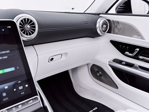 Used 2026 Mercedes-Benz Maybach SL 680 image 84