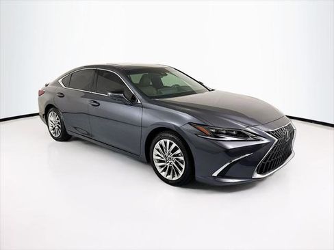 Certified 2023 Lexus ES 300h w/ Accessory Package (Z1) image 3