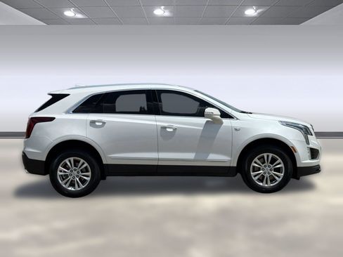 Certified 2023 Cadillac XT5 Luxury FWD image 8