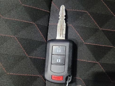 Used 2024 Mitsubishi Mirage ES FWD image 32
