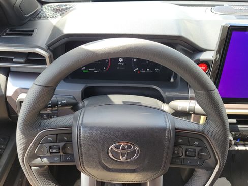 Used 2026 Toyota Tacoma TRD Off-Road w/ TRD Off Road Premium Package AWD/4WD image 22