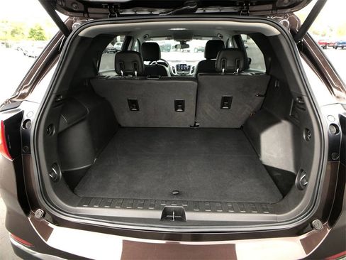 Used 2020 Chevrolet Equinox Premier image 23