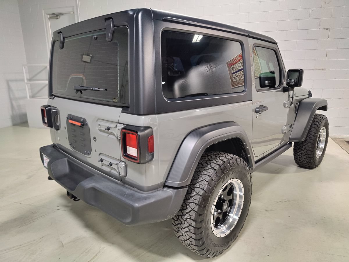 Used 2022 Jeep Wrangler Sport AWD/4WD image 7
