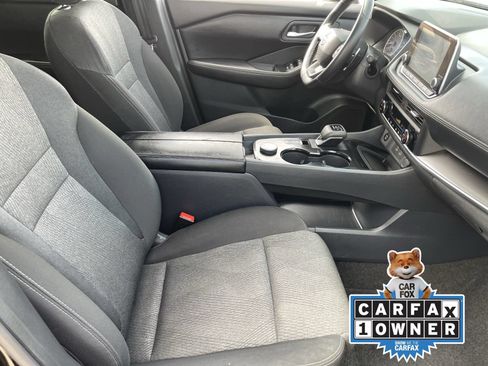 Used 2025 Nissan Rogue SV AWD/4WD image 12