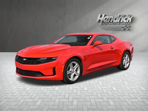 Used 2023 Chevrolet Camaro LT image 8