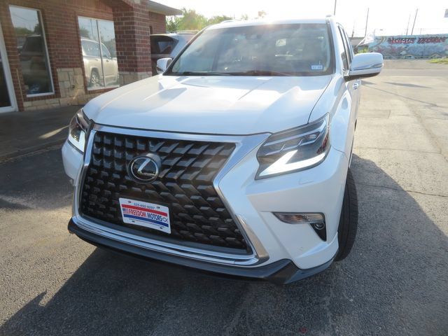 Used 2023 Lexus GX 460 Luxury w/ Sport Design Package AWD/4WD image 2