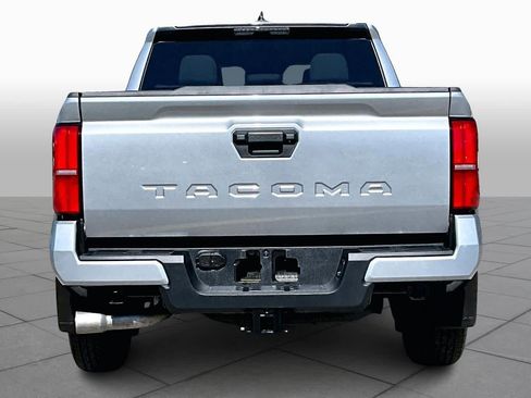Used 2026 Toyota Tacoma SR5 image 5