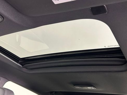 Used 2024 Chevrolet Silverado 2500 High Country w/ High Country Premium Package image 35