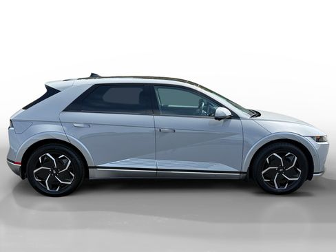 Certified 2024 Hyundai Ioniq 5 Limited RWD image 6