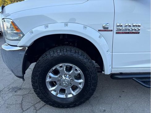 Used 2018 RAM 3500 SLT image 21