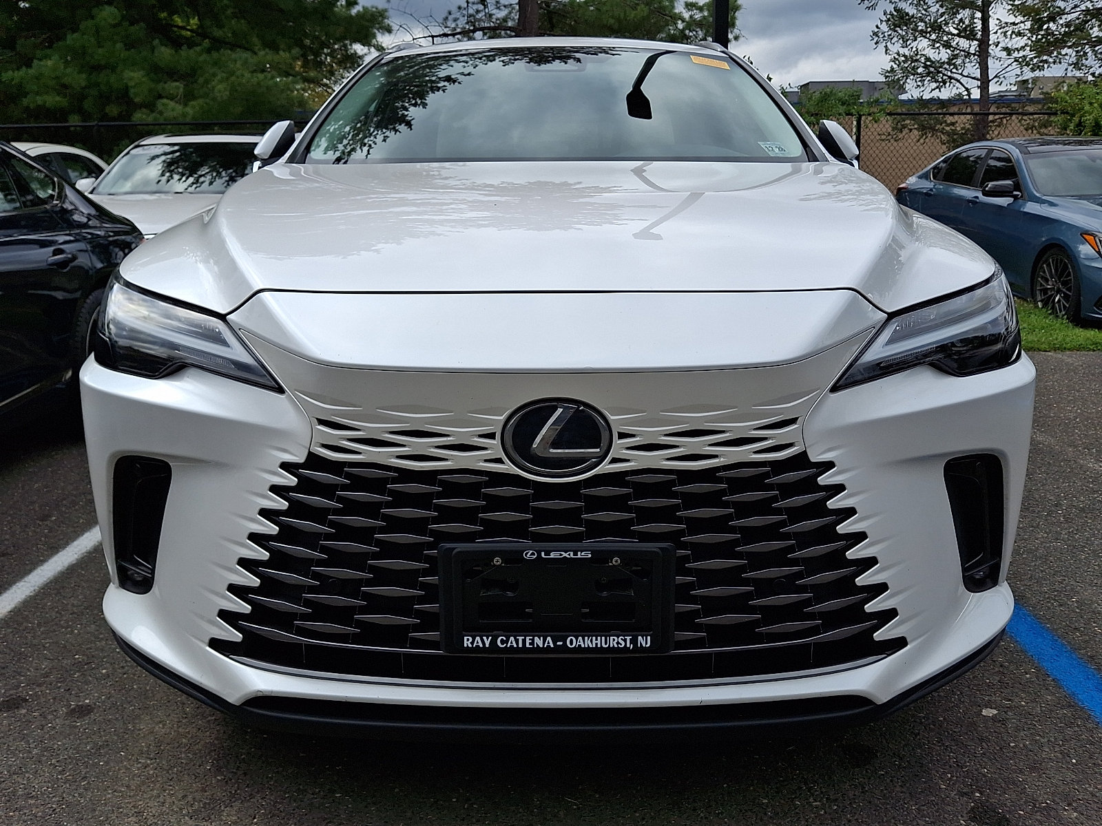 Used 2024 Lexus RX 350 Premium w/ Accessory Package (Z1) AWD/4WD image 3