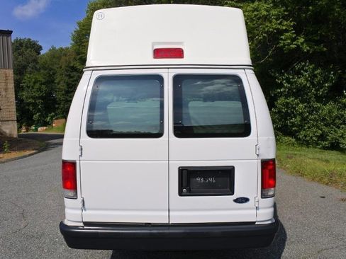 Used 2014 Ford E-250 and Econoline 250 Extended w/ Power Group image 4