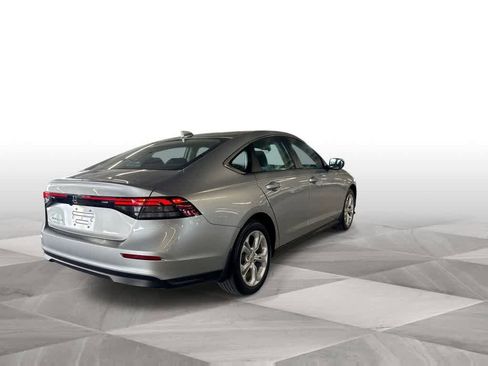 Used 2025 Honda Accord LX image 8