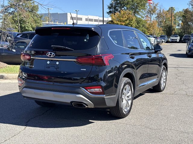 Used 2019 Hyundai Santa Fe SE AWD/4WD image 2