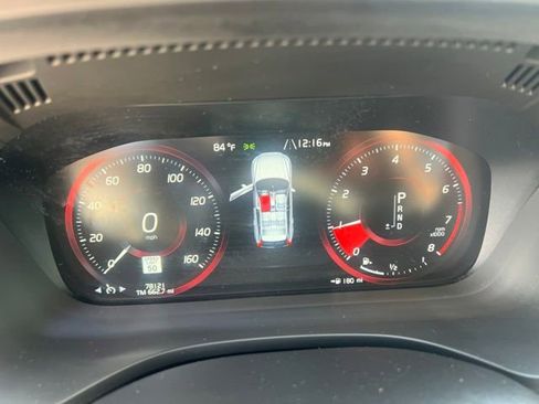Used 2020 Volvo XC60 T5 Momentum w/ Protection Package Premier AWD/4WD image 25