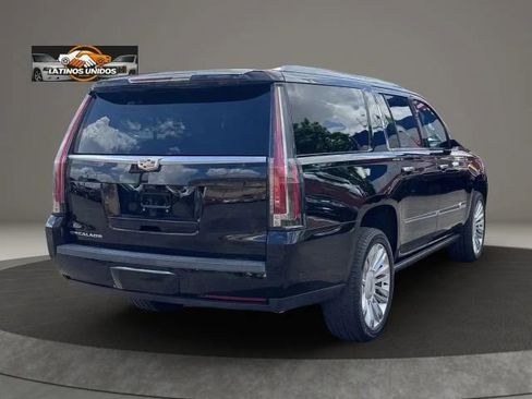 Used 2018 Cadillac Escalade ESV Platinum AWD/4WD image 5