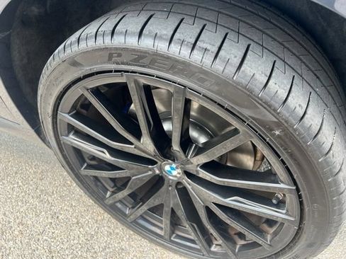 Used 2022 BMW X5 M50i w/ Premium Package AWD/4WD image 16