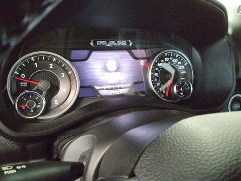 Used 2021 RAM 2500 Big Horn w/ Level 2 Equipment Group image 26