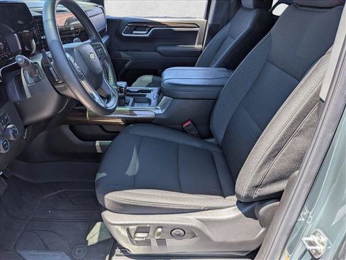 Used 2025 Chevrolet Silverado 1500 LT w/ Safety Package RWD image 14