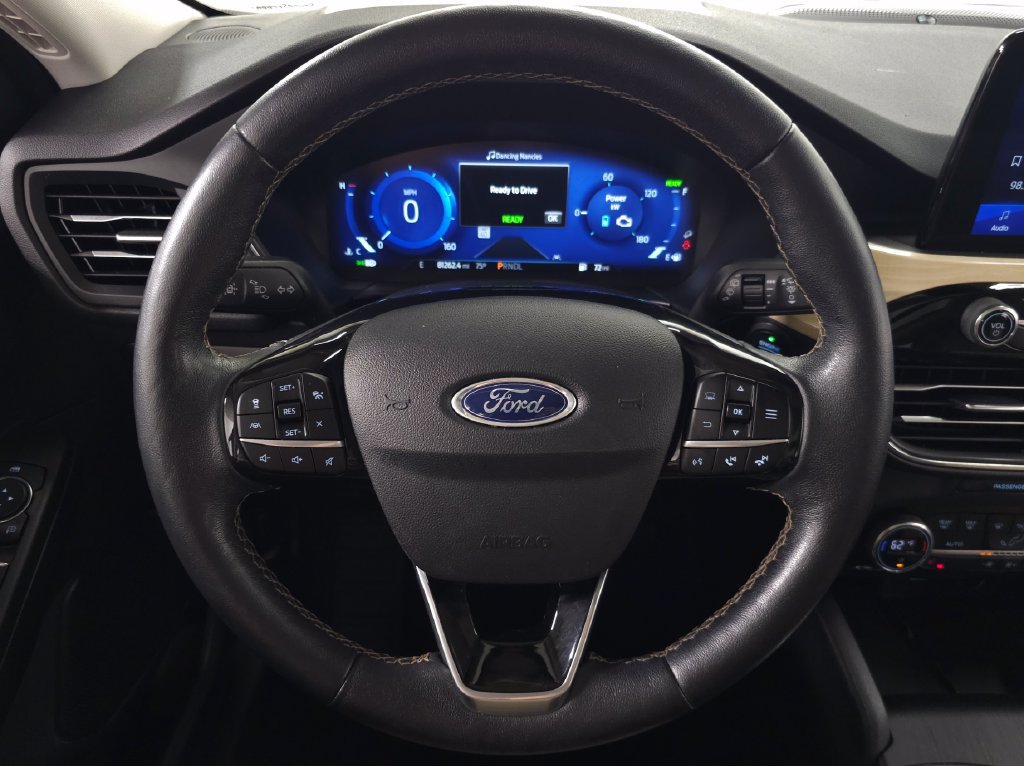 Used 2021 Ford Escape Titanium w/ Titanium Elite Package FWD image 18