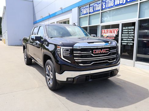 New 2026 GMC Sierra 1500 SLT w/ SLT Convenience Package AWD/4WD image 2