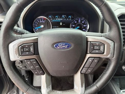 Used 2018 Ford Expedition XLT w/ Equipment Group 202A RWD image 15