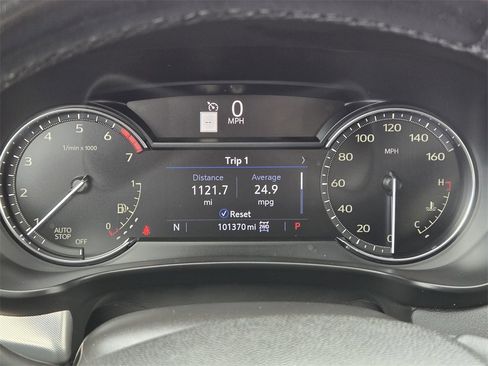 Used 2021 Cadillac XT4 Premium Luxury w/ Cold Weather Package image 10