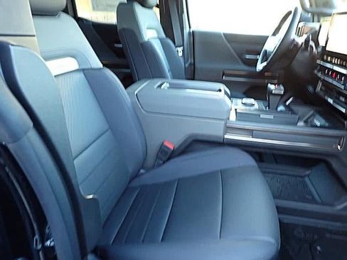 New 2025 GMC Hummer EV 3X w/ LPO, Sport Package image 43