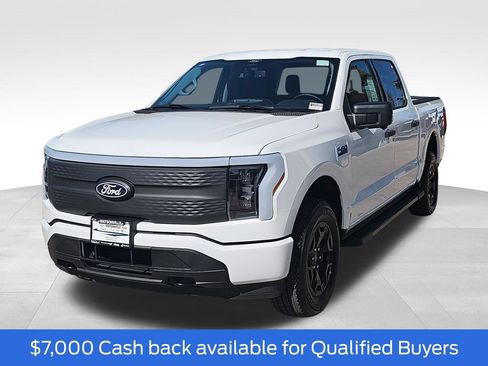 New 2025 Ford F150 Lightning XLT image 7