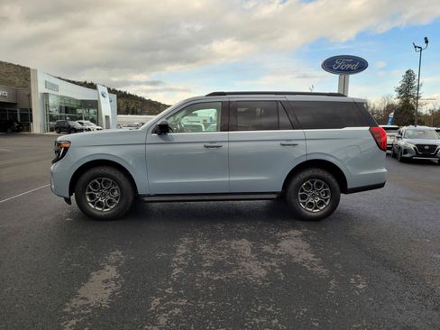 New 2025 Ford Expedition Active AWD/4WD image 8