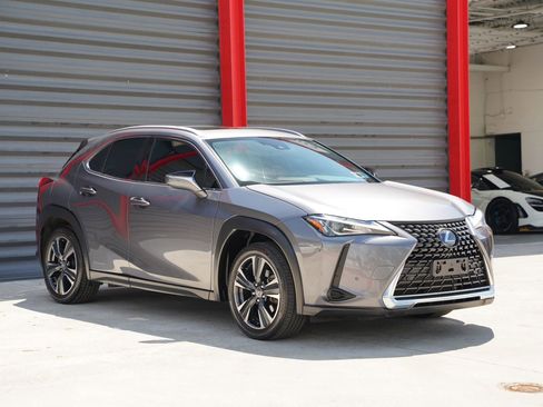 Used 2021 Lexus UX 250h w/ Premium Package image 7