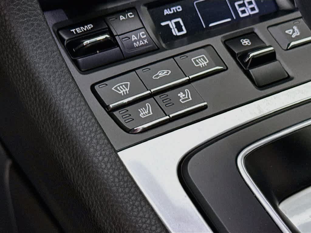 Certified 2024 Porsche 718 Cayman S RWD image 21