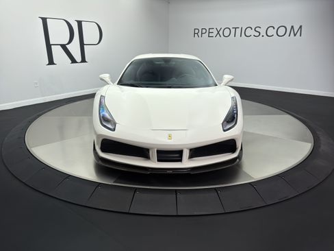 Used 2019 Ferrari 488 GTB RWD image 21