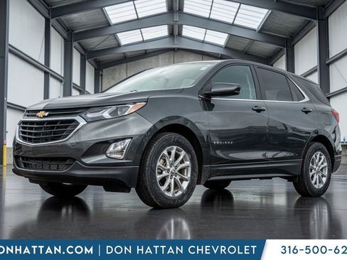 Used 2021 Chevrolet Equinox LT image 1