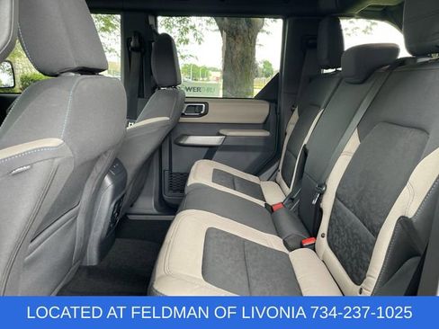 Used 2022 Ford Bronco Wildtrak AWD/4WD image 25