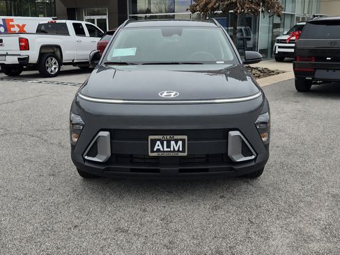 New 2027 Hyundai Kona SEL Sport FWD image 2